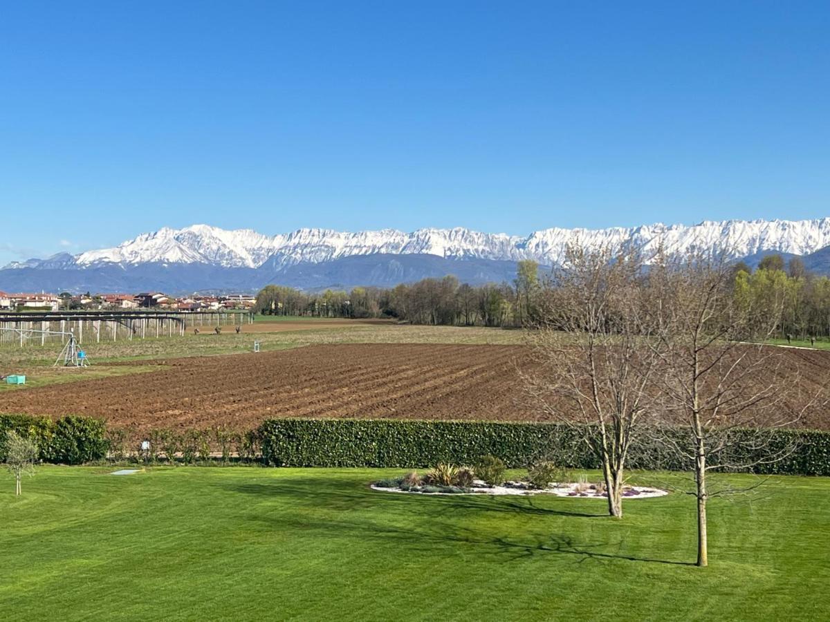 Отель Atmosfere Charme & Country Borgo San Mauro Экстерьер фото